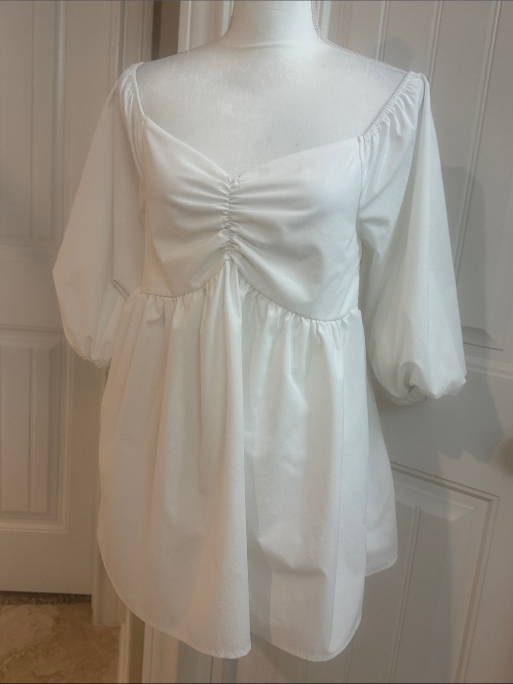 NWOT Purple Lava White Ruched Empire Waist Peasant Top - Women SZ LG